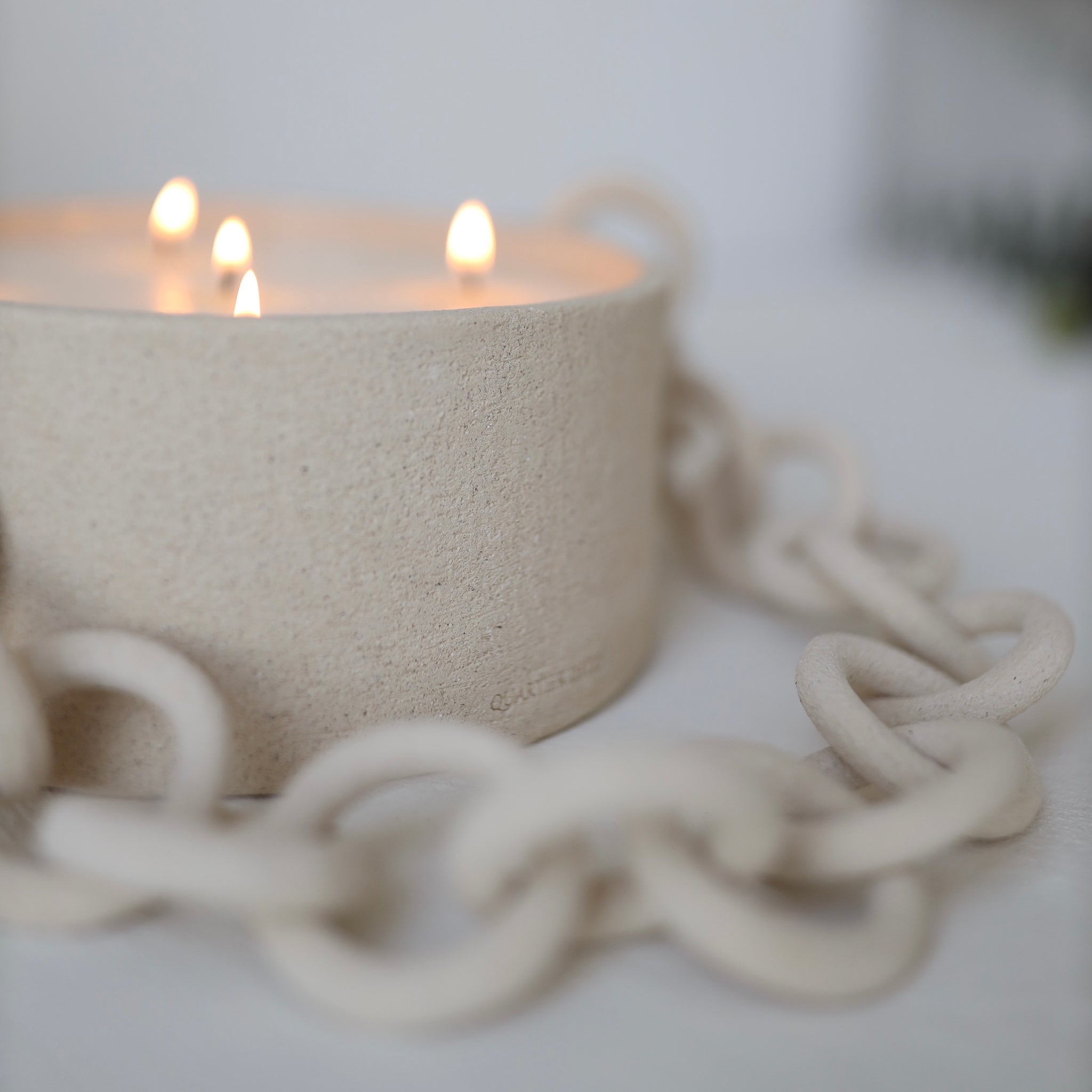 Candle Beige • L